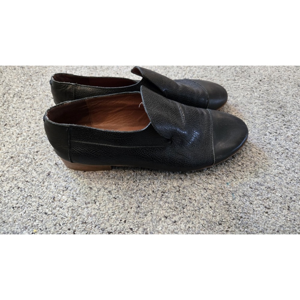 Jeffrey Campbell Womens 10 Black Leather Loafers High Vamp Cap Toe Flats